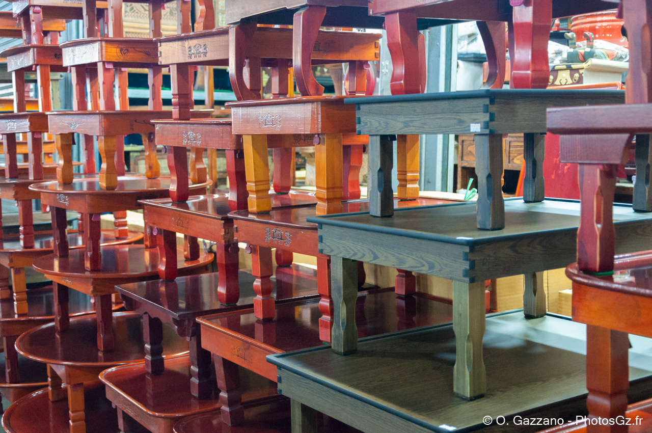 Chaises basses Coréennes..Jeju, Corée du Sud - 29 mai 2016